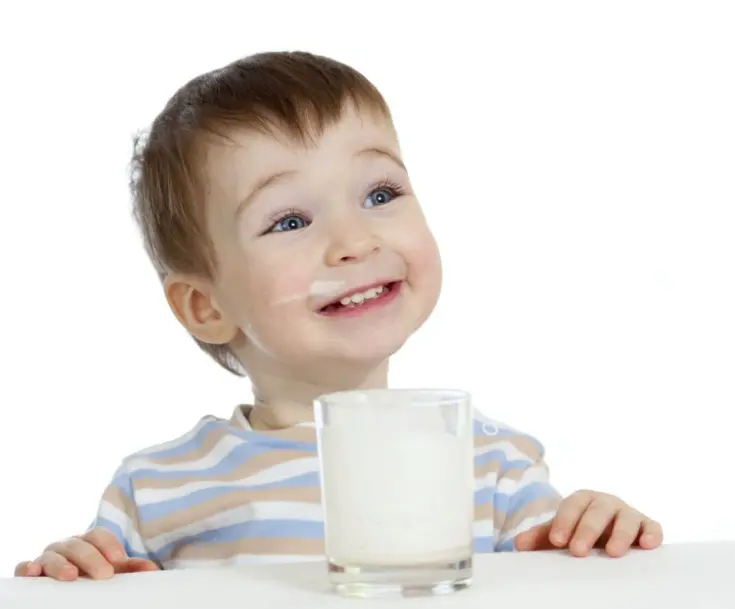 Trẻ trên 1 tuổi uống sữa gì tốt nhất